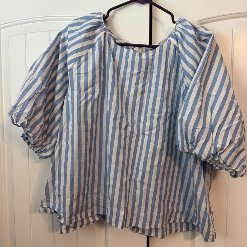 H&M Light Blue and White Striped Top XXL
